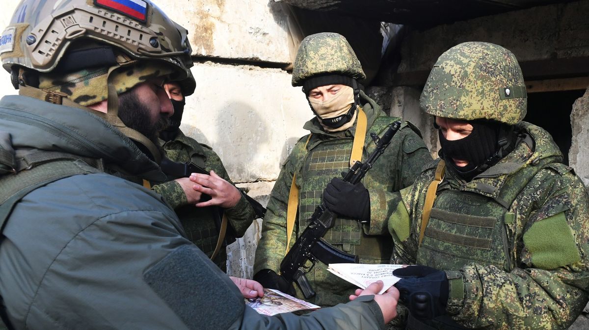 Stále víc ruských vojáků odmítá službu. Soudy řeší dezerce i neuposlechnutí rozkazů